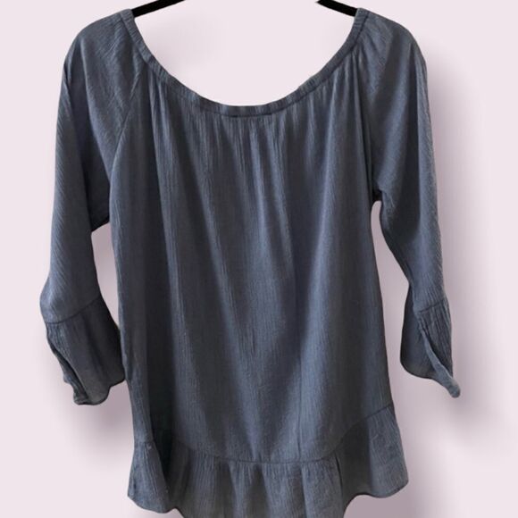 Moa Moa ~ off the shoulder blouse with bell sleeve ~ size M - Picture 2 of 6